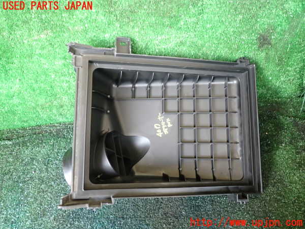 1UPJ-9240172560]FJクルーザー(GSJ15W)エアクリーナーボックス 中古_3