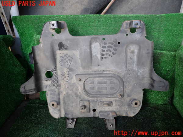 1UPJ-9240172170]FJクルーザー(GSJ15W)エンジンアンダーカバー 中古_2