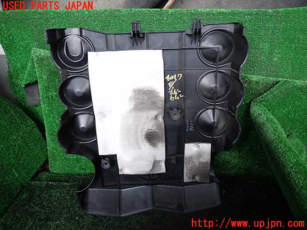 1UPJ-9240172160]FJクルーザー(GSJ15W)エンジンアッパーカバー 中古_2