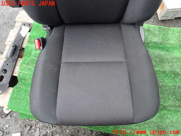 1UPJ-9240177065]FJクルーザー(GSJ15W)助手席シート 中古_3