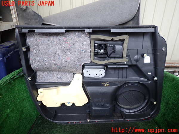 1UPJ-9240171234]FJクルーザー(GSJ15W)右前ドア内張り 中古_4