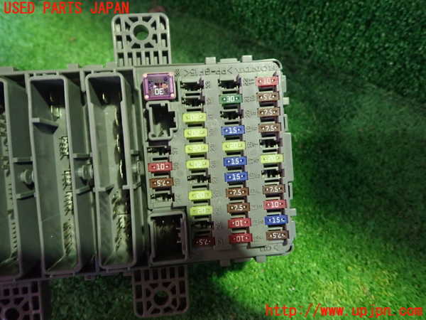 1UPJ-9240186741]シビック タイプR ユーロ(FN2)ヒューズボックス1 (室内 運転席側) 中古_2