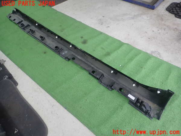 1UPJ-9240191390]レクサス・ES300h(AXZH10)右サイドステップ 中古_3