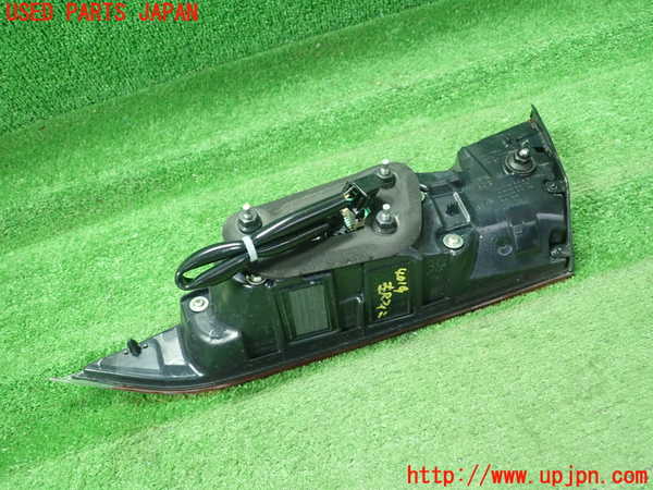 1UPJ-9240191552]レクサス・ES300h(AXZH10)左リアフィニッシャー 中古_2