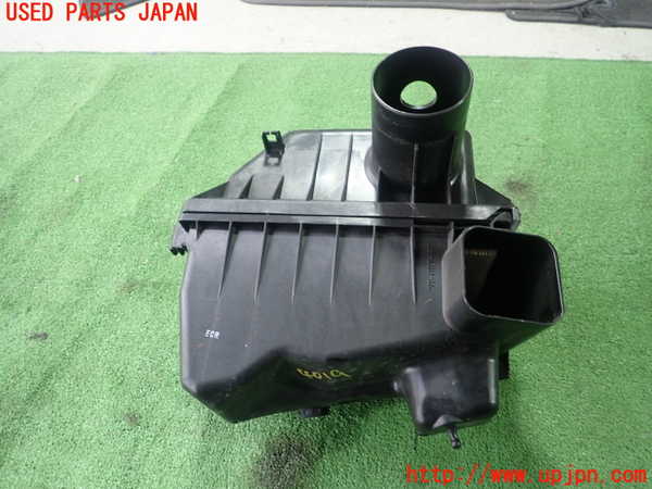 1UPJ-9240192560]レクサス・ES300h(AXZH10)エアクリーナーボックス 中古_2