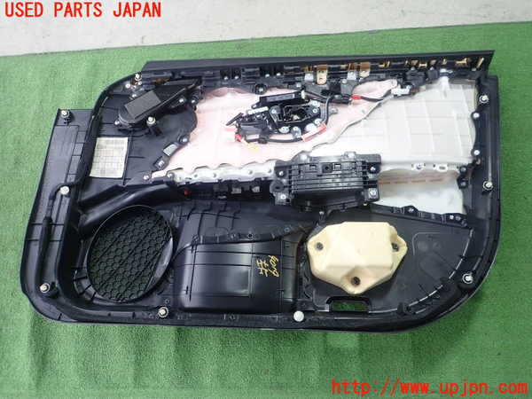 1UPJ-9240191264]レクサス・ES300h(AXZH10)左前ドア内張り 中古_3