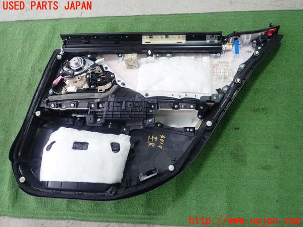 1UPJ-9240191324]レクサス・ES300h(AXZH10)左後ドア内張り 中古_3