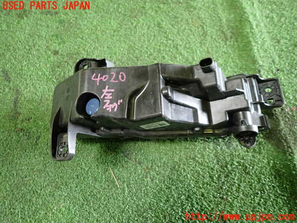 1UPJ-9240201182]BMW X1(AD20 F48)左フォグ 中古_3