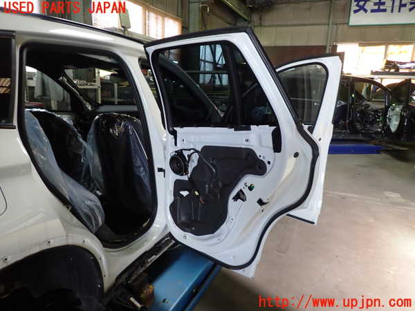 1UPJ-9240201290]BMW X1(AD20 F48)右後ドア 43R-011003 中古_3
