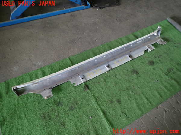 1UPJ-9240201392]BMW X1(AD20 F48)左サイドステップ 中古_4
