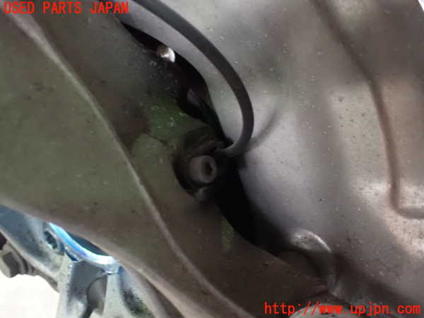 1UPJ-9240204290]BMW X1(AD20 F48)右フロントナックルハブ 中古_3