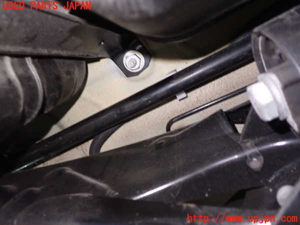 1UPJ-9240205445]BMW X1(AD20 F48)リアスタビライザー 中古_2