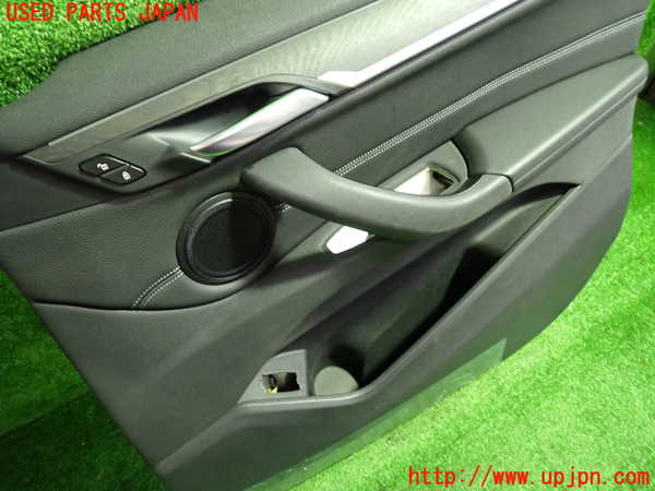 1UPJ-9240201234]BMW X1(AD20 F48)右前ドア内張り 中古_2