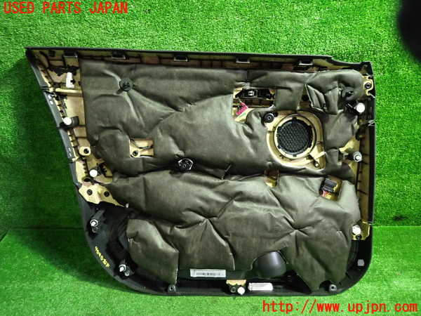 1UPJ-9240201234]BMW X1(AD20 F48)右前ドア内張り 中古_3