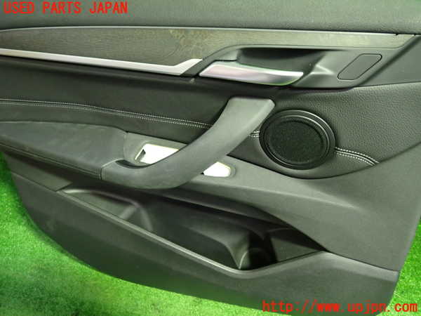 1UPJ-9240201264]BMW X1(AD20 F48)左前ドア内張り 中古_2