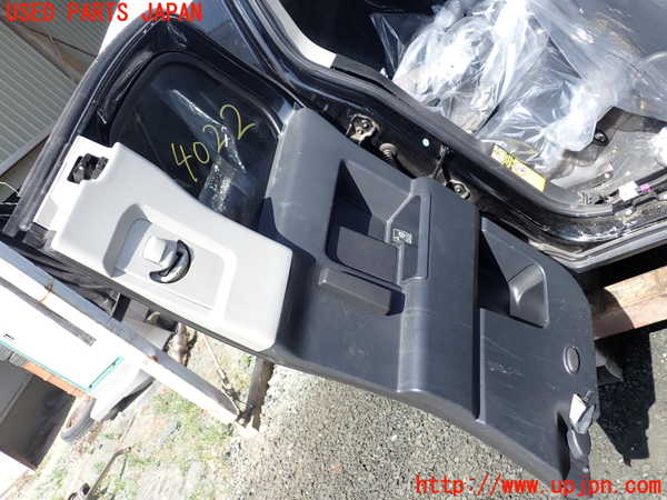 1UPJ-9240221290]FJクルーザー(GSJ15W)右後ドア AGC M2L3 中古_2