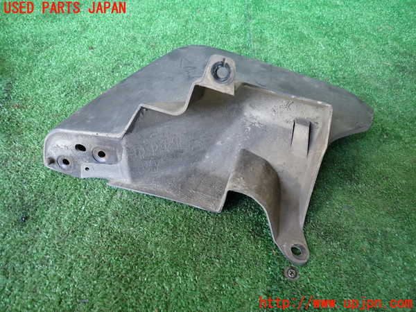 1UPJ-9240221454]FJクルーザー(GSJ15W)右リアマッドガード(泥除け) 中古_2