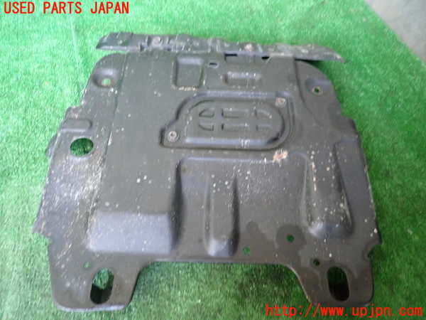 1UPJ-9240222170]FJクルーザー(GSJ15W)エンジンアンダーカバー 中古_2