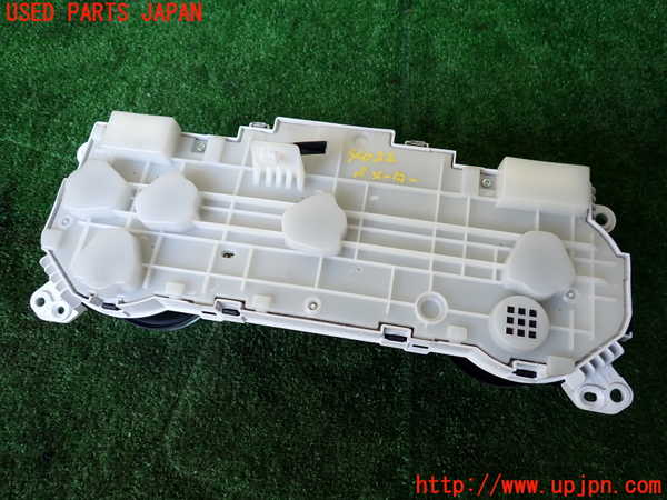 1UPJ-9240226170]FJクルーザー(GSJ15W)スピードメーター 中古_2