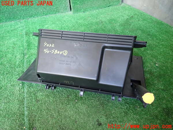 1UPJ-9240227516]FJクルーザー(GSJ15W)グローブボックス1 中古_3