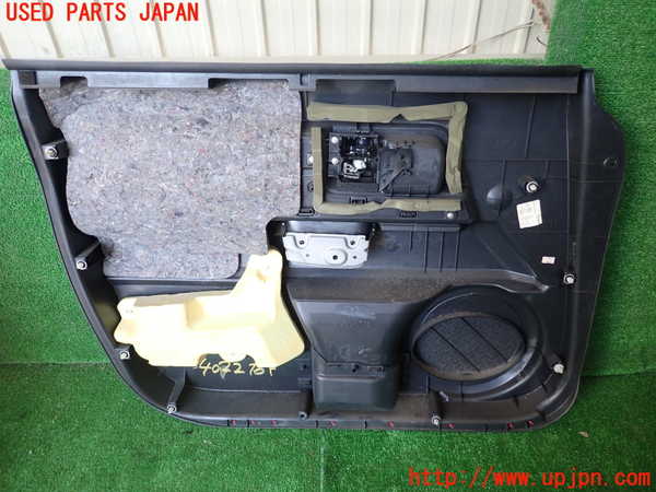1UPJ-9240221234]FJクルーザー(GSJ15W)右前ドア内張り 中古_3