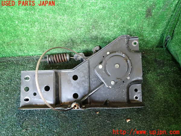 1UPJ-9240231700]エクスプローラー(1FMEU74P)スペアタイヤキャリア 【左ハンドル】 中古_2