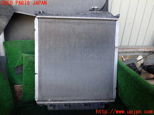 1UPJ-9240232321]エクスプローラー(1FMEU74P)ラジエーター1 【左ハンドル】 中古_3