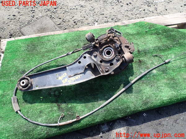 1UPJ-9240234300]エクスプローラー(1FMEU74P)右リアナックルハブ 【左ハンドル】 中古_2