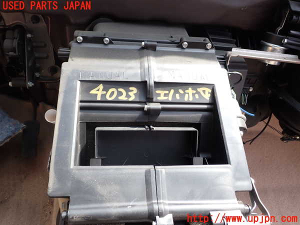 1UPJ-9240236081]エクスプローラー(1FMEU74P)エバポレーター1 【左ハンドル】 中古_2