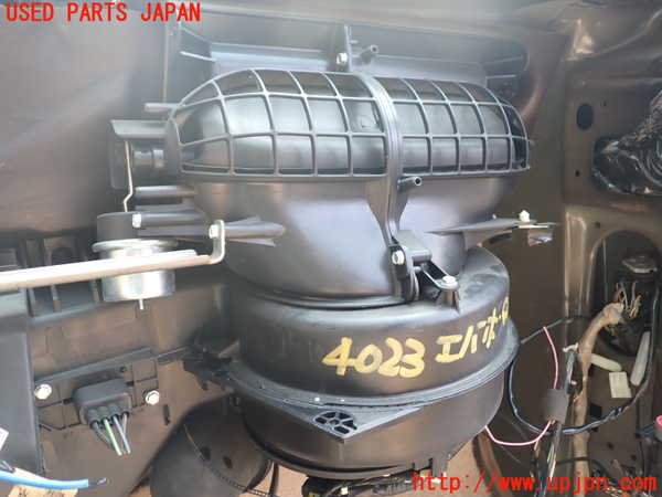 1UPJ-9240236081]エクスプローラー(1FMEU74P)エバポレーター1 【左ハンドル】 中古_3