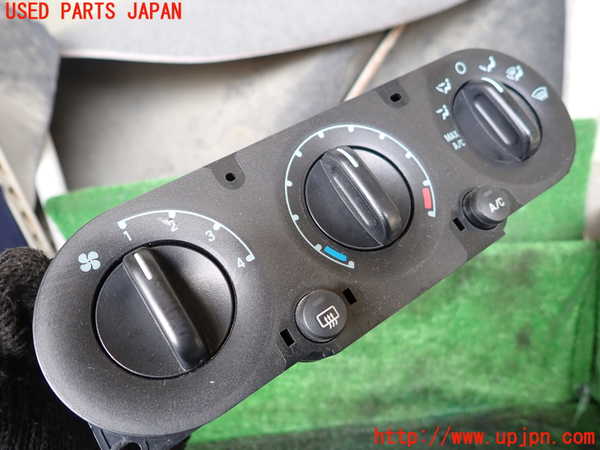 1UPJ-9240236066]エクスプローラー(1FMEU74P)エアコンスイッチ1 【左ハンドル】 中古_2