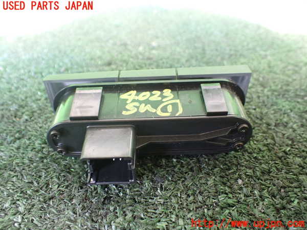 1UPJ-9240236306]エクスプローラー(1FMEU74P)スイッチ1 【左ハンドル】 中古_2