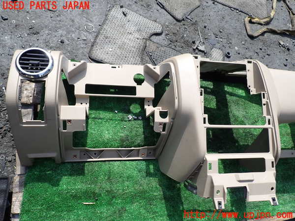 1UPJ-9240237505]エクスプローラー(1FMEU74P)ダッシュボード 【左ハンドル】 中古_2