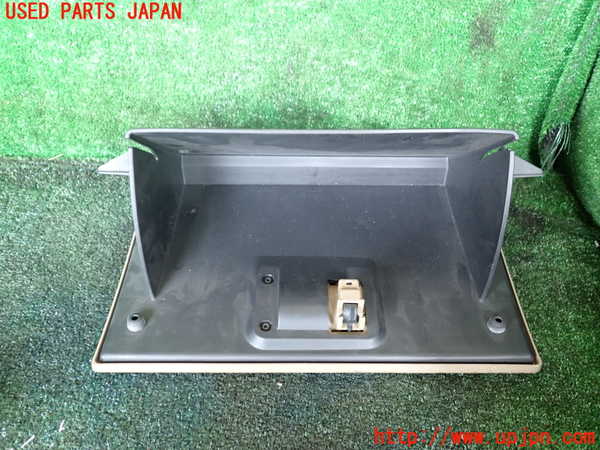 1UPJ-9240237516]エクスプローラー(1FMEU74P)グローブボックス1 【左ハンドル】 中古_3