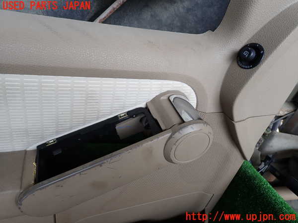 1UPJ-9240231264]エクスプローラー(1FMEU74P)左前ドア内張り 【左ハンドル】 中古_2