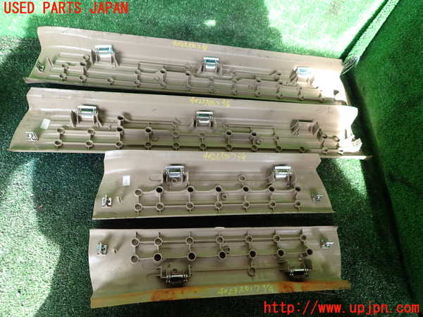 1UPJ-9240237740]エクスプローラー(1FMEU74P)スカッフプレート 【左ハンドル】 中古_4