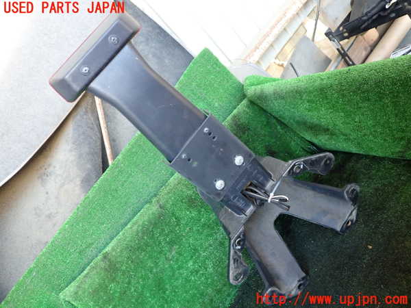 1UPJ-9240241700]ジープ・ラングラー アンリミテッド(JK36L)スペアタイヤキャリア 中古_3