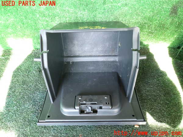 1UPJ-9240247516]ジープ・ラングラー アンリミテッド(JK36L)グローブボックス1 中古_3