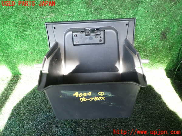1UPJ-9240247516]ジープ・ラングラー アンリミテッド(JK36L)グローブボックス1 中古_4