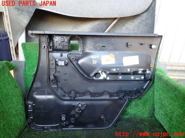 1UPJ-9240241264]ジープ・ラングラー アンリミテッド(JK36L)左前ドア内張り 中古_5
