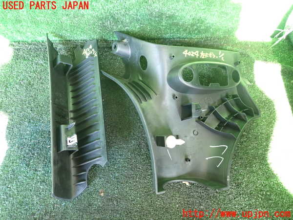 1UPJ-9240247660]ジープ・ラングラー アンリミテッド(JK36L)左フロントピラートリム 中古_2