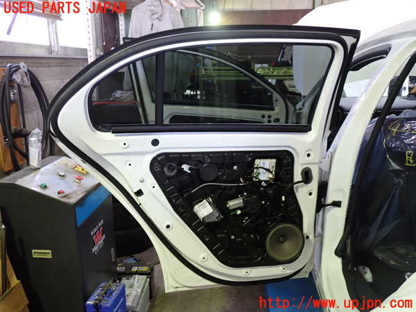 1UPJ-9240251320]ベンツ A200 d(177012 W177)左後ドア 43R-006723 中古_3