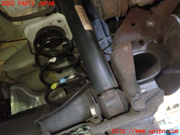 1UPJ-9240255070]ベンツ A200 d(177012 W177)右リアショックアブソーバー 中古_2