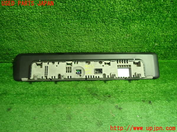 1UPJ-9240256170]ベンツ A200 d(177012 W177)スピードメーター 中古_2