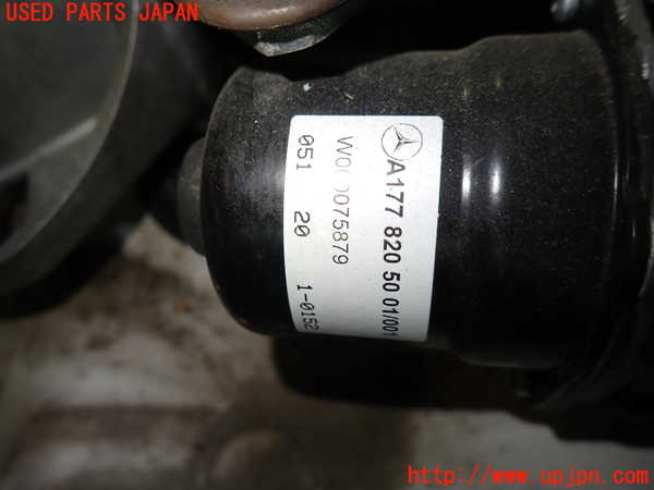 1UPJ-9240256770]ベンツ A200 d(177012 W177)フロントワイパーモーター 中古_2
