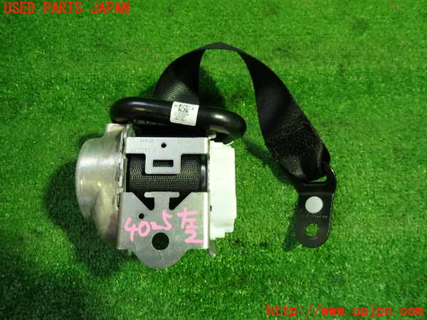 1UPJ-9240257185]ベンツ A200 d(177012 W177)左2列目シートベルト 中古_2