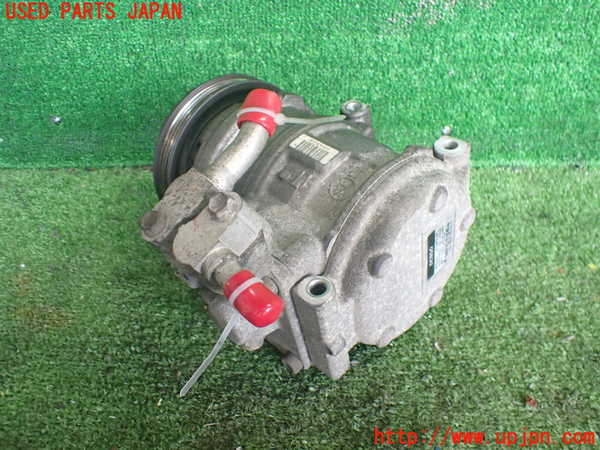 2UPJ-9240266025]ハイラックスサーフ(RZN185W)エアコンコンプレッサー 中古_2