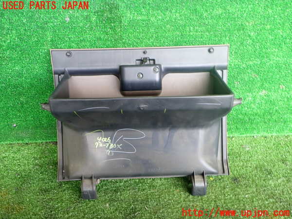 2UPJ-9240267516]ハイラックスサーフ(RZN185W)グローブボックス1 中古_3