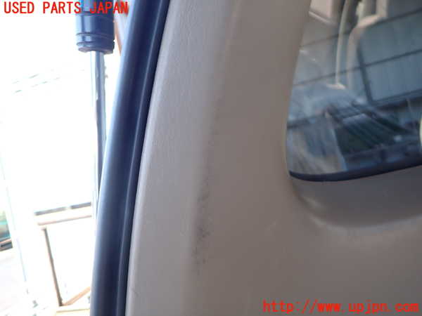 2UPJ-9240267680]ハイラックスサーフ(RZN185W)左リアピラートリム 中古_3
