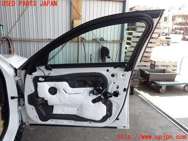 2UPJ-9240271230]BMW 523i ツーリング F11(XL20)右前ドア 中古 AGC M62 43R-00050_3